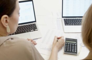 Is A Robo-Advisor Cheaper? Comparing Digital Vs. Human Financial Planners